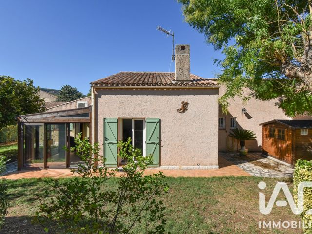 Vente  Maison de 92 m² à Saint Zacharie 469 000 euros Réf: SFN-2113113