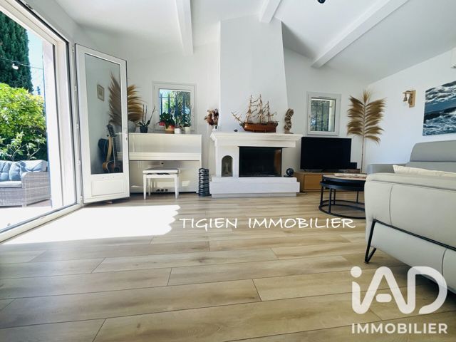 Vente  Maison de 110 m² à Six-Fours 590 000 euros Réf: SFN-2109981