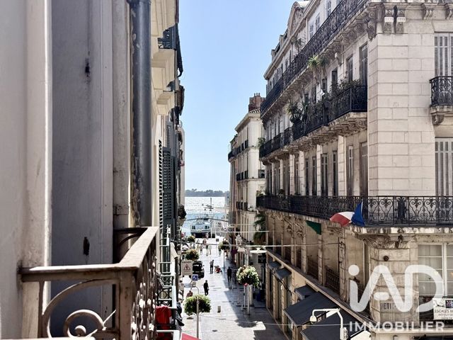 Vente  Appartement F2  de 57 m² à Toulon 190 000 euros Réf: SFN-2113735