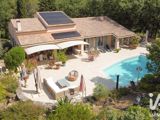 Vente  Maison de 184 m² à Néoules 699 000 euros
