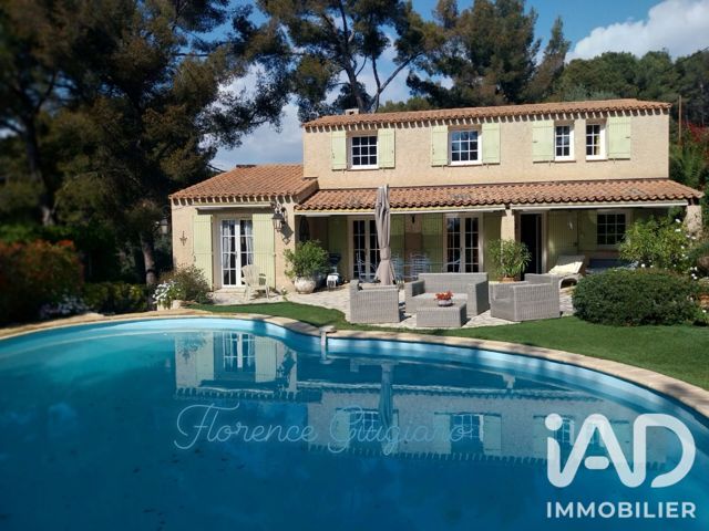 Vente  Maison de 110 m² à Ollioules 726 500 euros Réf: SFN-2110314