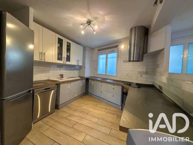 Vente  Maison de 86 m² à Cuers 315 000 euros Réf: SFN-2115821