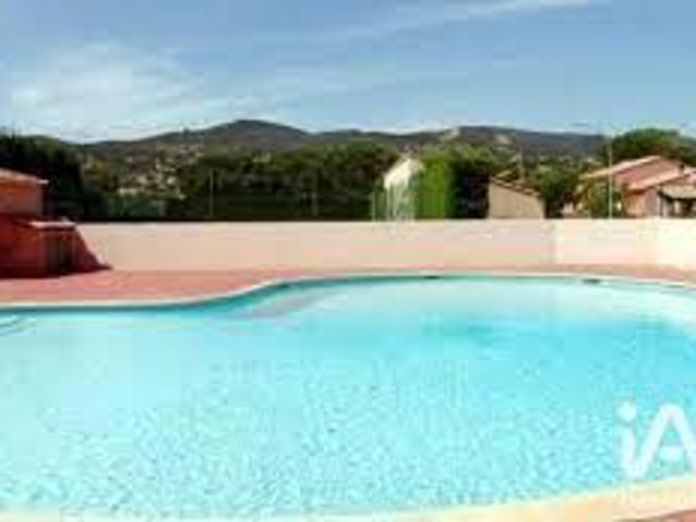 Vente  Maison de 31 m² à Bormes les Mimosas 239 990 euros Réf: SFN-2055255