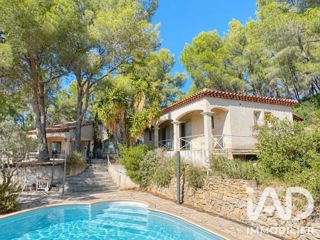 Vente  Maison de 192 m² à Saint Cyr Sur Mer 849 000 euros