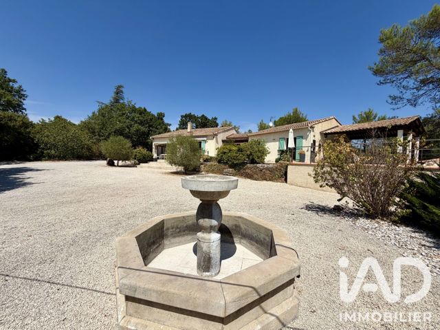 Vente  Maison de 160 m² à Saint Maximin la Sainte Baume 625 000 euros Réf: SFN-2091521