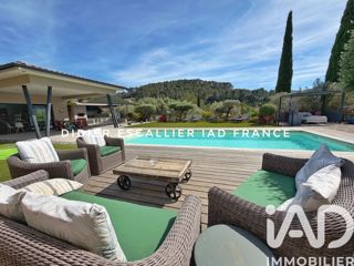Vente  Maison de 233 m² à Solliès Pont 1 300 000 euros