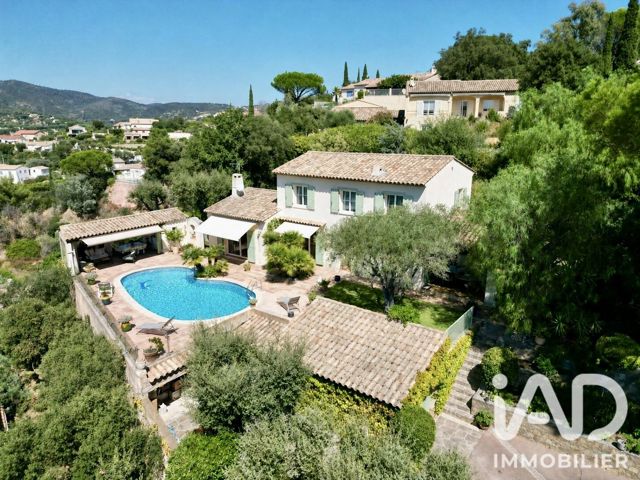 Vente  Maison de 155 m² à Sainte Maxime 1 850 000 euros Réf: SFN-2106646