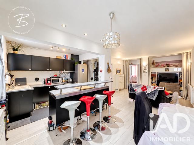 Vente  Appartement T3  de 60 m² à Toulon 122 500 euros Réf: SFN-2110798