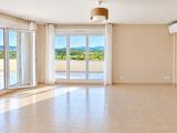 Vente  Appartement T4  de 87 m² à Saint Raphaël 569 000 euros