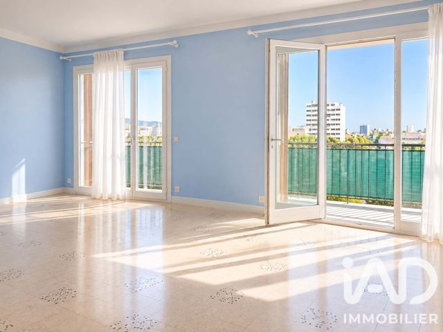 Vente  Appartement F4  de 76 m² à Toulon 208 000 euros Réf: SFN-2119452