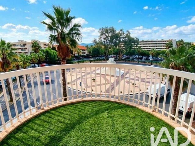 Vente  Appartement T2  de 30 m² à Fréjus 179 000 euros Réf: SFN-2120623