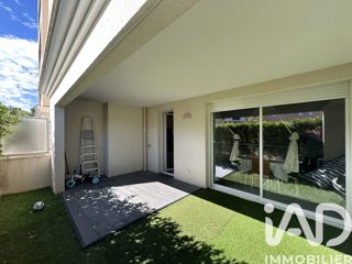 Vente  Appartement T3  de 63 m² à Hyères 280 000 euros