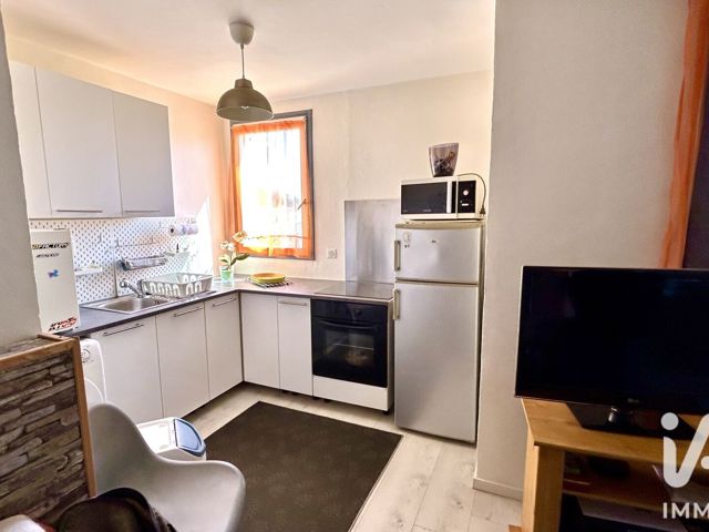 Vente  Studio de 24 m² à La Londe les Maures 137 000 euros Réf: SFN-2120219