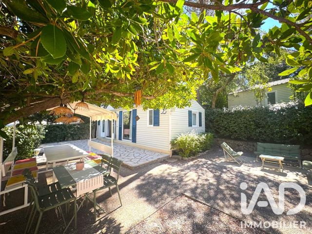 Vente  Terrain de 400 m² à Fréjus 156 000 euros Réf: SFN-2121901