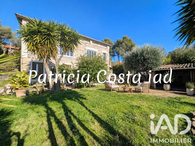 Vente  Maison de 170 m² à Saint Raphaël 749 000 euros Réf: SFN-2120431