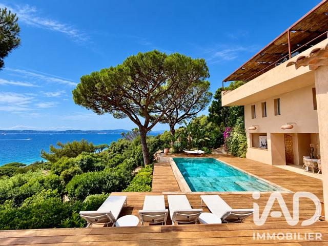Vente  Maison de 260 m² à Sainte Maxime 3 995 000 euros Réf: SFN-2123578