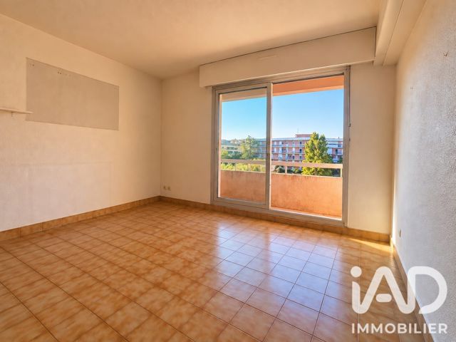 Vente  Appartement F2  de 24 m² à Sainte Maxime 139 000 euros Réf: SFN-2123596