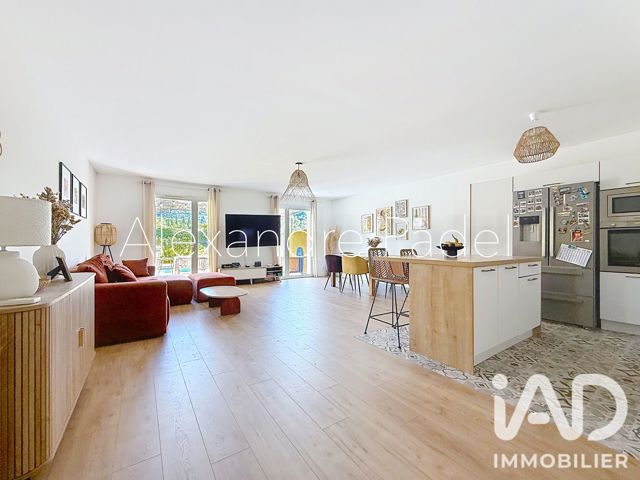 Vente  Maison de 112 m² au Castellet 530 000 euros Réf: SFN-2124412