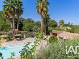 Vente  Maison de 264 m² à Roquebrune sur Argens 949 000 euros