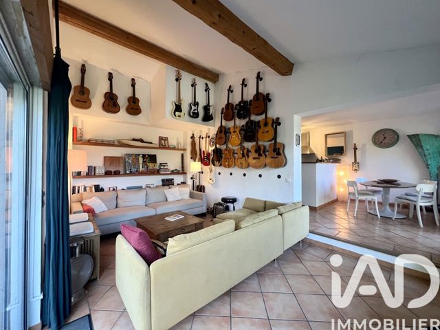 Vente  Maison de 122 m² à Grimaud 610 000 euros Réf: SFN-1925262