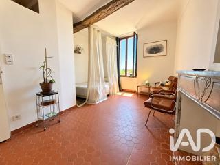 Vente  Studio de 30 m² à Hyères 139 000 euros
