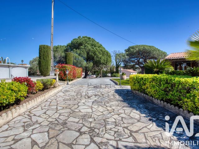 Vente  Appartement F4  de 124 m² à Fréjus 595 000 euros Réf: SFN-2066588