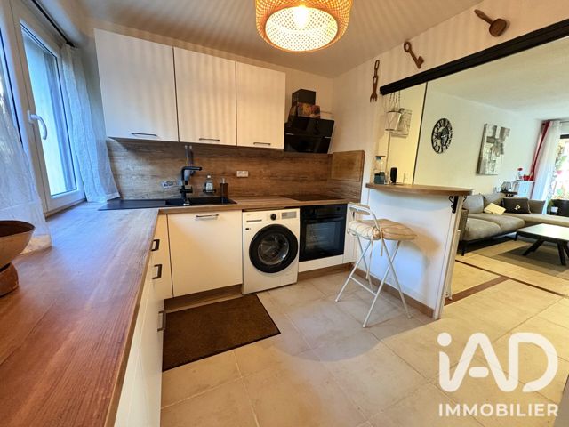 Vente  Appartement F3  de 67 m² à Fréjus 189 500 euros Réf: SFN-2127153