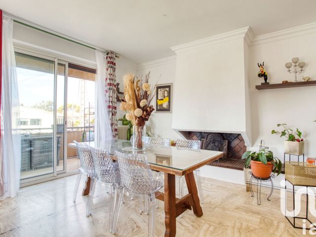 Vente  Appartement T6  de 175 m² à Saint Raphaël 378 000 euros Réf: SFN-1863313