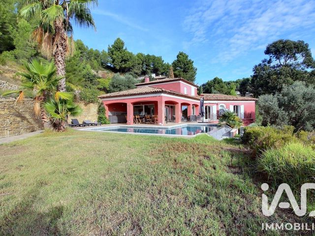 Vente  Maison de 220 m² à La Cadière d'Azur 1 050 000 euros Réf: SFN-2123514
