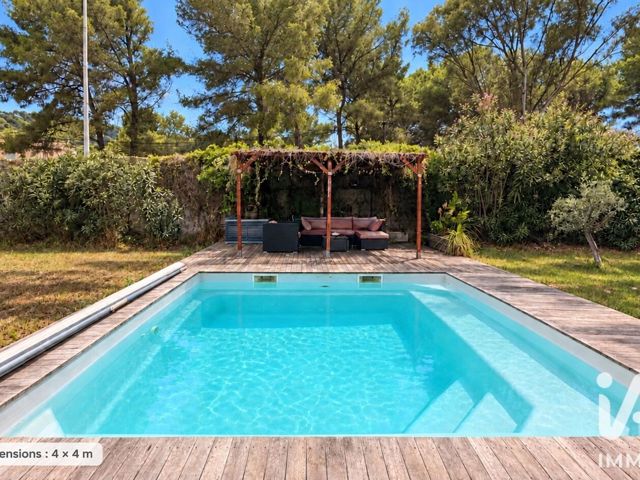 Vente  Appartement F6  de 154 m² à Bormes les Mimosas 728 000 euros Réf: SFN-2128104