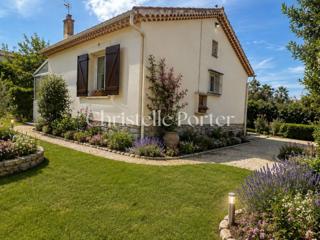 Vente  Maison de 117 m² à Six-Fours 380 000 euros