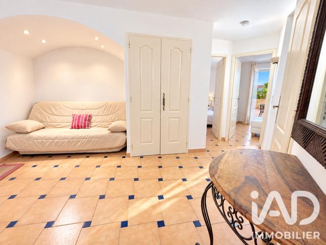 Vente  Appartement T3  de 63 m² à Cavalaire sur Mer 299 000 euros Réf: SFN-2127983