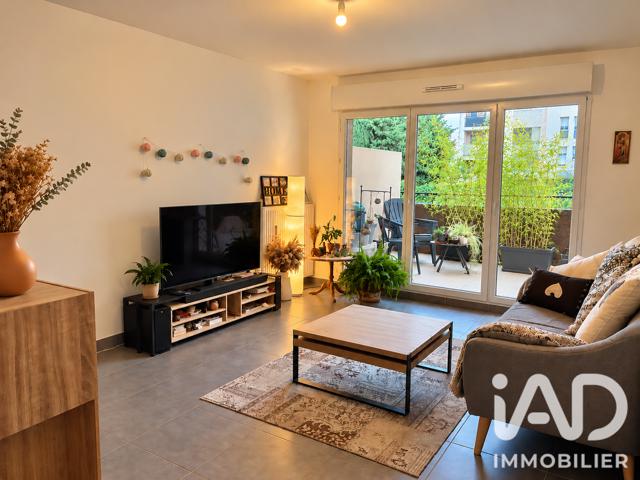 Vente  Appartement F2  de 41 m² à La Seyne 149 900 euros Réf: SFN-2118389