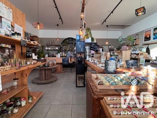 Vente  Local commercial de 98 m² à La Crau 81 000 euros Réf: SFN-2128459