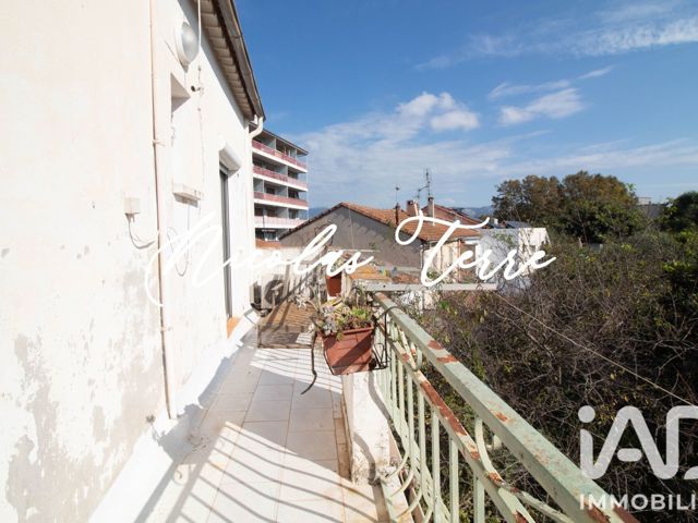 Vente  Appartement F3  de 49 m² à La Seyne 128 000 euros Réf: SFN-2130058