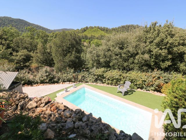 Vente  Maison de 95 m² à La Roquebrussanne 364 000 euros Réf: SFN-2130190