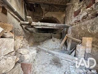 Vente  Appartement F2  de 48 m² à Callas 33 000 euros Réf: SFN-2130130