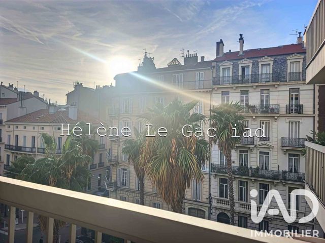 Vente  Appartement F2  de 60 m² à Toulon 250 000 euros Réf: SFN-2130174