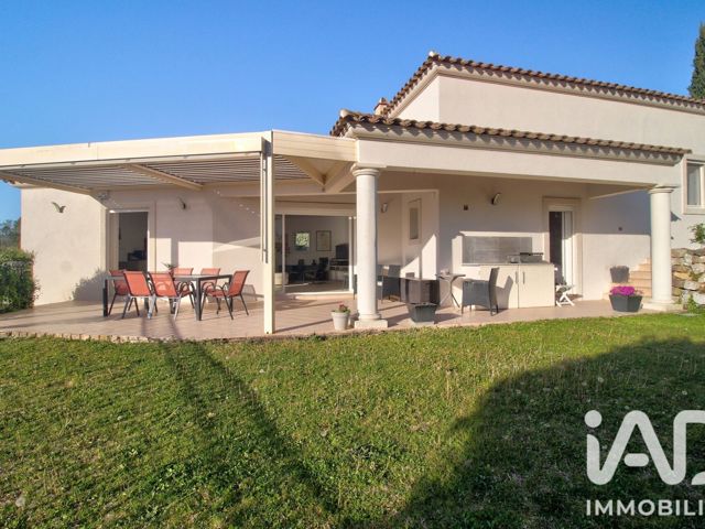 Vente  Maison de 149 m² à Evenos 720 000 euros Réf: SFN-2130395