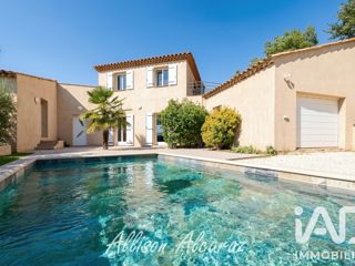 Vente  Maison de 174 m² à Pierrefeu du Var 598 000 euros Réf: SFN-2125501