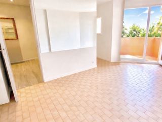 Vente  Appartement F2  de 30 m² à Sainte Maxime 165 000 euros