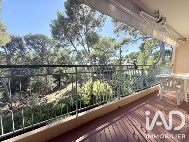 Vente  Appartement F3  de 68 m² à Sanary 359 000 euros Réf: SFN-2134165