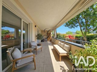 Vente  Appartement F3  de 59 m² au Pradet 350 000 euros