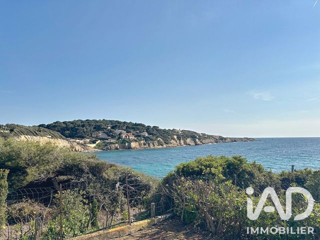 Vente  Maison de 119 m² à Sanary 1 640 000 euros Réf: SFN-2134375