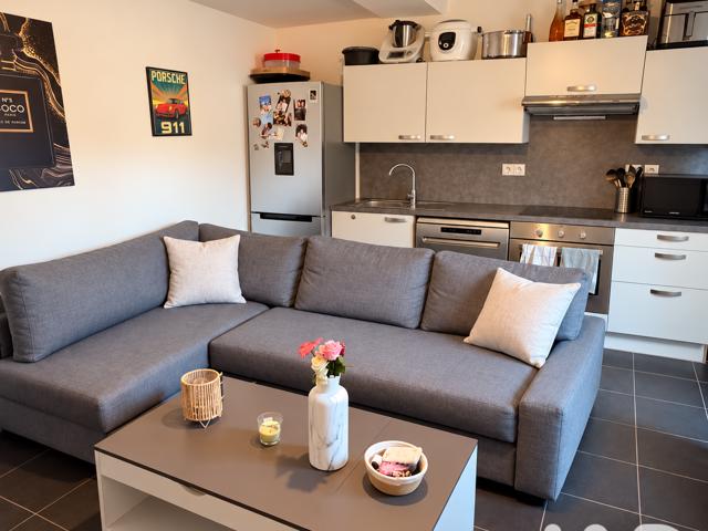 Vente  Appartement T2  de 40 m² à Flayosc 118 000 euros Réf: SFN-2136047