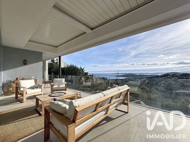 Vente  Maison de 302 m² à Sainte Maxime 5 460 000 euros Réf: SFN-2127381