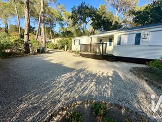 Vente  Terrain de 275 m² à Fréjus 100 000 euros Réf: SFN-2135520