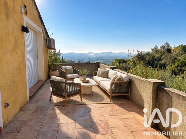 Vente  Maison de 87 m² à Solliès Pont 320 000 euros Réf: SFN-2137692