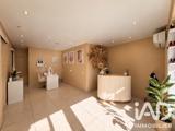 Vente  Local commercial de 35 m² à Roquebrune sur Argens 39 000 euros
