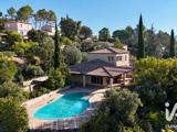 Vente  Maison de 204 m² à Pierrefeu du Var 699 000 euros